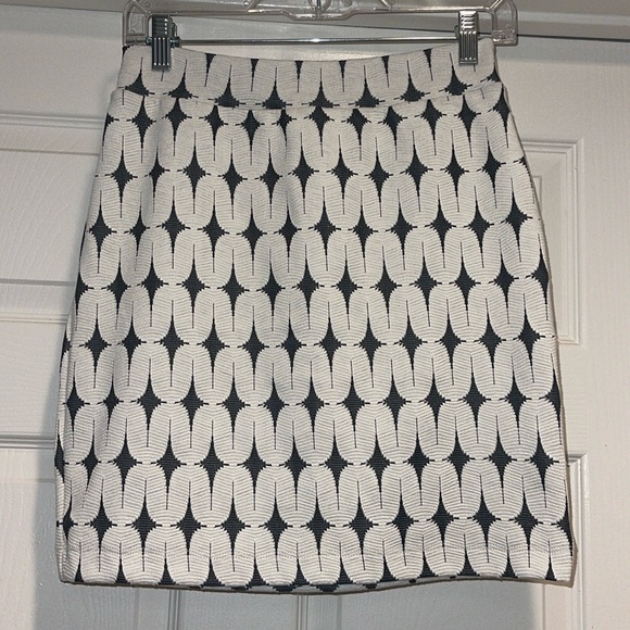 Renee C. Dresses & Skirts - Renee C. Black and White Pencil Skirt